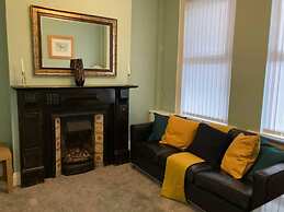 So-fresh So-clean Beautiful 3-bed House n Belfast