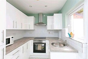 So-fresh So-clean Beautiful 3-bed House n Belfast