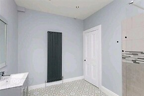 So-fresh So-clean Beautiful 3-bed House n Belfast