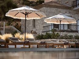 Rebek Luxury Villas & Suites