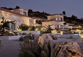 Rebek Luxury Villas & Suites