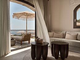 Rebek Luxury Villas & Suites
