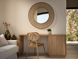 Rebek Luxury Villas & Suites