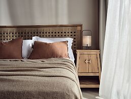 Rebek Luxury Villas & Suites