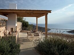 Rebek Luxury Villas & Suites