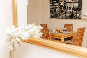 Honeysuckle Terrace - From 125 Per Night