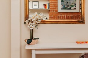 Honeysuckle Terrace - From 125 Per Night