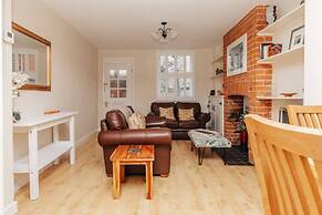 Honeysuckle Terrace - From 125 Per Night