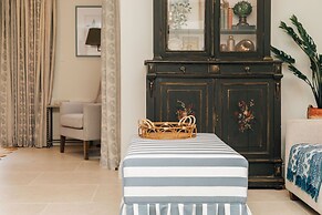 Hayward House Hot Tub Large Garden - From 1100 Per Night