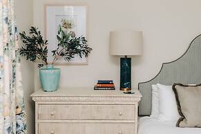 Hayward House Hot Tub Large Garden - From 1100 Per Night