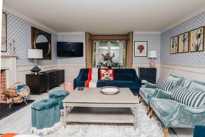 Hayward House Hot Tub Large Garden - From 1100 Per Night