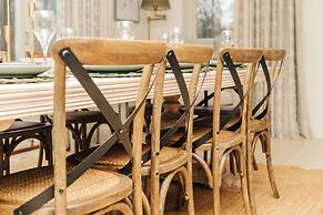 Hayward House Hot Tub Large Garden - From 1100 Per Night