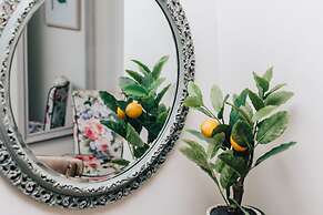 Hayward House Hot Tub Large Garden - From 1100 Per Night