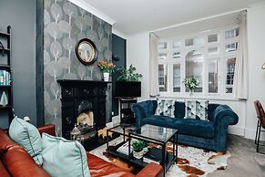 Central Hidden Gem - From 125 Per Night