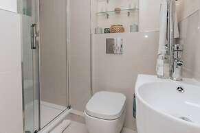 Central Hidden Gem - From 125 Per Night