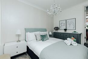 Central Hidden Gem - From 125 Per Night