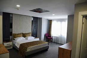 Cepnis Hotel
