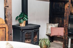 1400 Cottage An Enchanting Unique Stay - From 120 Per Night