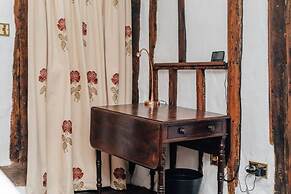 1400 Cottage An Enchanting Unique Stay - From 120 Per Night