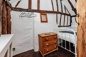 1400 Cottage An Enchanting Unique Stay - From 120 Per Night