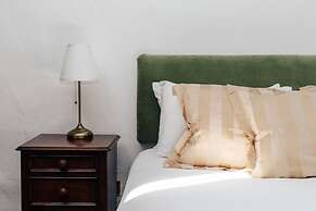 1400 Cottage An Enchanting Unique Stay - From 120 Per Night