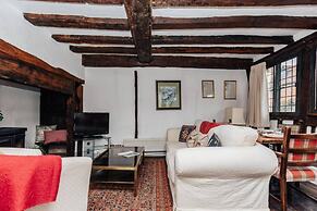 1400 Cottage An Enchanting Unique Stay - From 120 Per Night