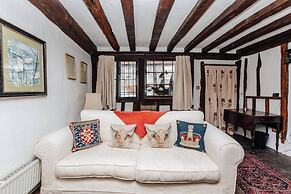 1400 Cottage An Enchanting Unique Stay - From 120 Per Night