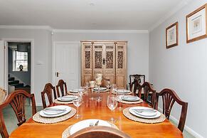 Montpellier House Centrally Located Large Garden - From 300 Per Night