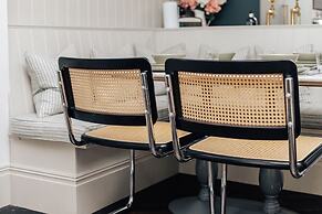 The Emerald - Central Henley 2 Bedroom House