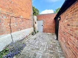 The Emerald - Central Henley 2 Bedroom House