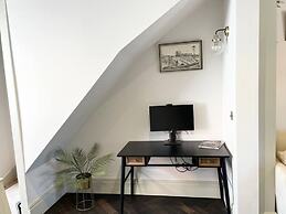 The Emerald - Central Henley 2 Bedroom House