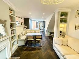 The Emerald - Central Henley 2 Bedroom House