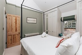 The Emerald - Central Henley 2 Bedroom House