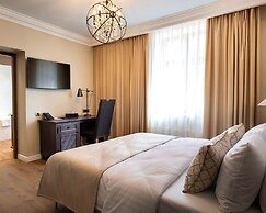 Best Western Plus Market Square Lviv