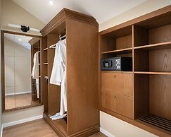 Best Western Plus Market Square Lviv