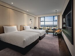 Hualuxe Kunshan Huaqiao