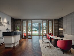 Hualuxe Kunshan Huaqiao