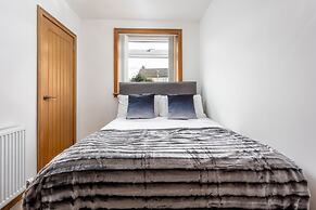 West Sands - Donnini Apartments