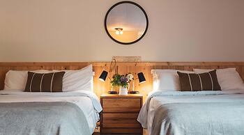 Barefoot Villas Room 6 Oak