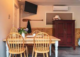 Barefoot Villas Room 6 Oak