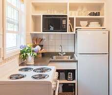 Barefoot Villas Room 6 Oak