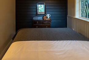 Barefoot Villas Cabin 2 Moose w/ Hot Tub