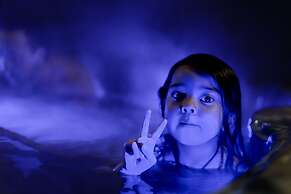 Barefoot Villas Cabin 2 Moose w/ Hot Tub