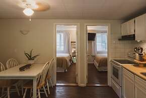 Barefoot Villas Cabin 3 Caribou