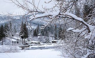 Barefoot Villas Cabin 3 Caribou