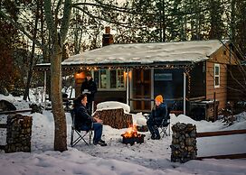 Barefoot Villas Cabin 3 Caribou