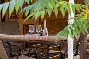 Barefoot Villas Cabin 3 Caribou