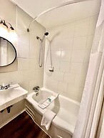 Barefoot Villas Room 3 Blue Jay