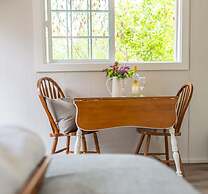 Barefoot Villas Room 5 Eagle