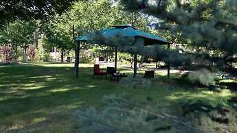 Barefoot Villas Room 2 Owl